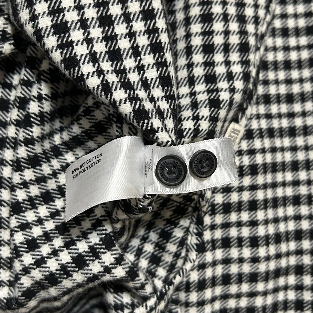 Duluth Trading Co Folklore Button-Front flannel- plaid  Print size large - Picture 9 of 12